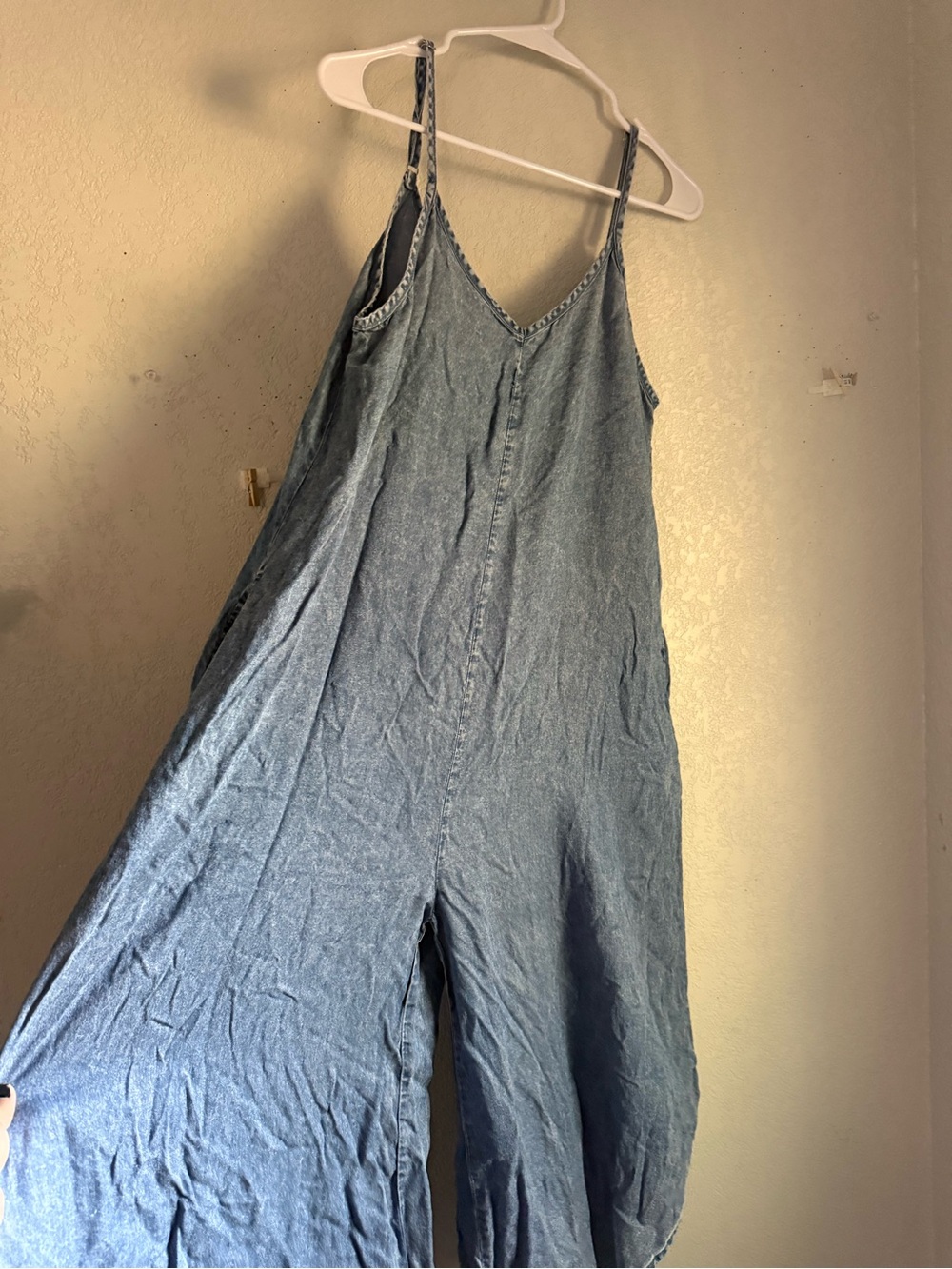 ZENANA Denim Blue Acid Wash Wide Leg Romper Overalls Jumpsuit Size L Pockets